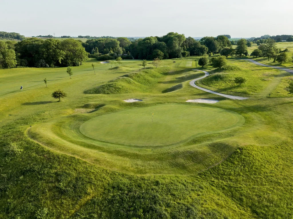 south-winchester-golf-club-signature-green-elevated